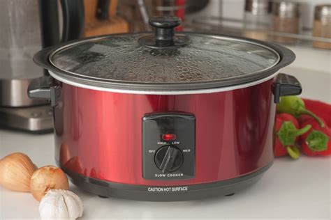 Should Crockpot Boil On Low? - Kitchen Seer