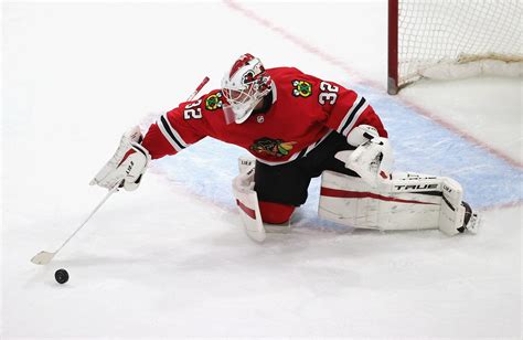 Should The Blackhawks Pursue a Top Goalie?