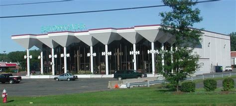 Showcase Cinemas 16-19 in West Springfield, MA