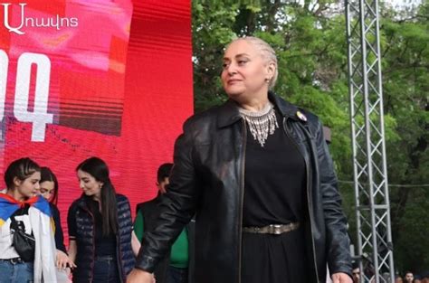 Shushan Petrosyan - Wikipedia