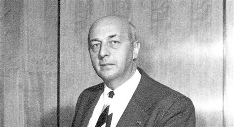 Sicco Mansholt &ndash; Wikip&eacute;dia, a enciclop&eacute;dia livre