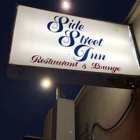 Side street inn. Side Street Inn is a local bar and restaurant that serves island-style comfort food and drinks in a relaxed atmosphere. Enjoy live sports, happy hour, catering, and more at this Oahu hot spot. 