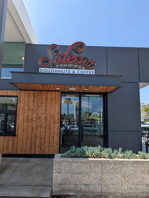 SIDECAR DOUGHNUTS & COFFEE store, location in Culver Center (Culver City, California) - directions with map, opening hours, reviews. Contact&Address: 3851 Overland Avenue, Culver City, California - CA 90232, US