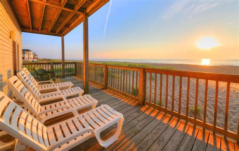 Let Tidal Wave be the beginning of a memorable Sandbridge vacation! Rates and furnishings are subject to change without notice. Tidal Wave is a 3rd Row Sandbridge rental with 5 bedrooms and 3 bathrooms. Find amenities, availability and more regarding this Siebert Realty rental property here.