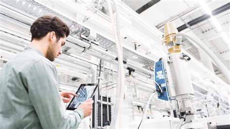 In today’s rapidly evolving manufacturing landscape, it is crucial for businesses to stay ahead of the competition by adopting cutting-edge technologies and solutions. Siemens’ SIM...