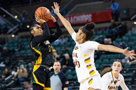 Siena edged by Iona in MAAC semifinals