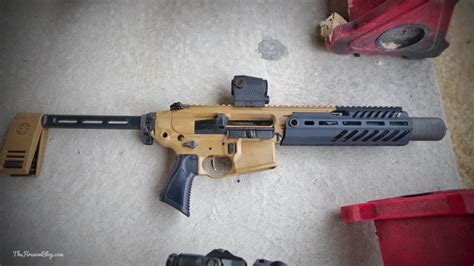 7 Jan 2019 ... Although it came first to market, the SIG MPX has screamed for an ultra compact treatment like its big brother, the MCX Rattler.