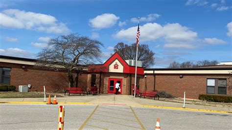 Signal Hill Elementary School - Belleville, Illinois - IL GreatSchools