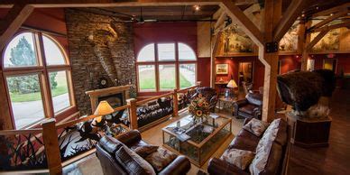 Signature ridge lodge.  The Signature Lodge by Cheyenne Ridge Outfitters ...
