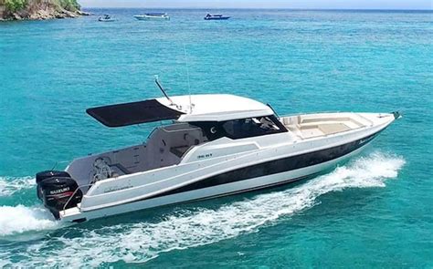 Silver craft 36.  The hard top equipped Silvercraft 36 HT has quickly ...