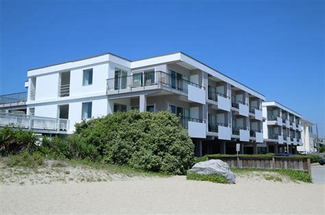 Silver gull motel. Call 910-256-3728. Silver Gull Motel is the perfect location for those wanting to explore the amazing attractions Wrightsville Beach has to offer. 