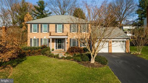 Silver spring md homes for sale. Homes for sale in Littleton St, Silver Spring, MD have a median listing home price of $475,000. There are 1 active homes for sale in Littleton St, Silver Spring, MD, which spend an average of 24 ... 