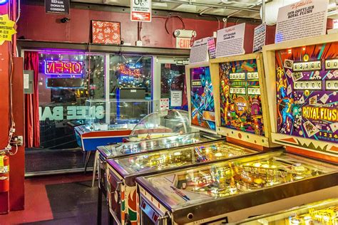 Silverball Retro Arcade - Delray Beach. 