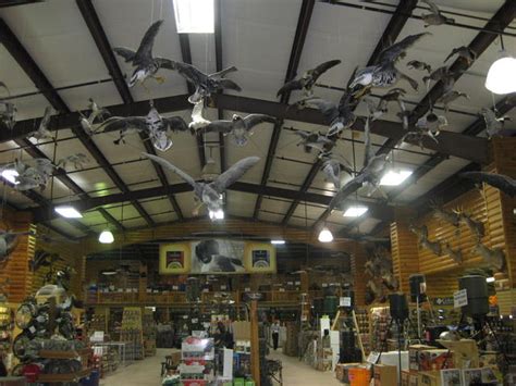 Simmons outdoors louisiana. And now, another 10 years later, Simmons is a member of the Louisiana Sports Hall of Fame's Class of 2018. ... In 1988, we were 24-0 outdoors, 9-0 in the SEC, and were ranked No. 1 during the ... 
