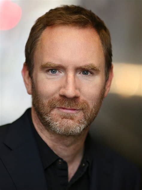 Simon Wilson (actor) - Wikipedia