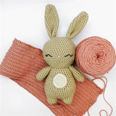 Simple Crochet Bunny Pattern