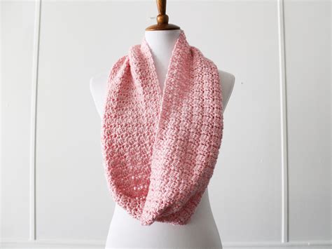 Simple Scarf Pattern Using One Skein of CARON Simply Soft
