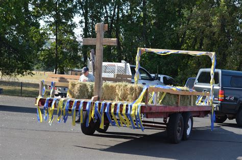 FBCA First Baptist Church of Arnold parade float for Arnold Days