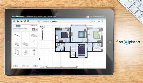 Simple floor plan software.  Simple to use for newbies and a convenient alternative Intuit...