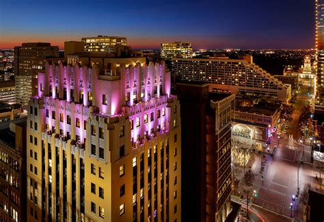 Sinclair hotel. View deals for The Sinclair, Autograph Collection, including fully refundable rates with free cancellation. Guests praise the locale. Fort Worth Convention Center is minutes away. WiFi is free, and this hotel also features a restaurant and a bar. 