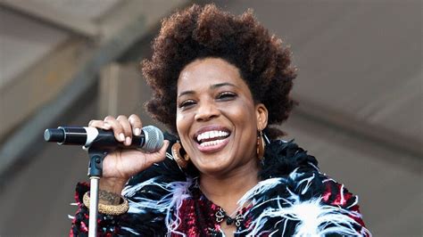 Singer Macy Gray to perform at Troy Music Hall