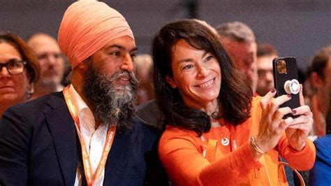 Singh says NDP would rebuild Canada; attacks Liberals, Tories on affordability