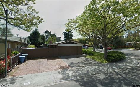 Single family residence sells in Palo Alto for $2.7 million