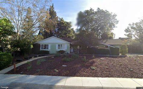 Single family residence sells in Palo Alto for $2.9 million