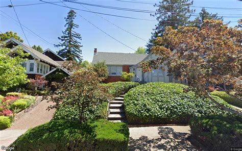 Single family residence sells in Piedmont for $1.7 million
