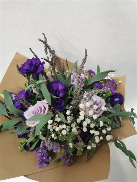 Singleton Florist Flowers Delivered To Singleton NSW $28