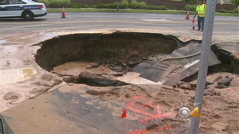Sinkhole closes westbound Arapahoe Road in Greenwood Village