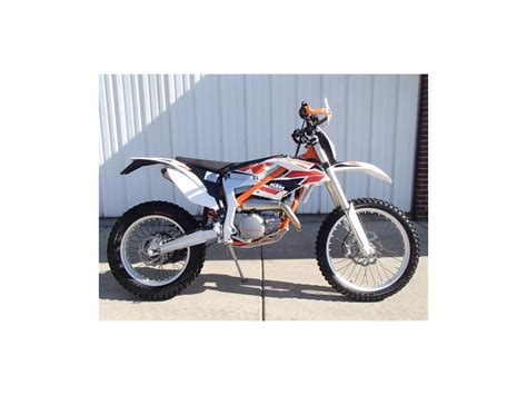 Sioux falls ktm. A USED 2018 KTM Super Duke 1290 M86660 for sale in Sioux Falls South Dakota 57107. 13675 A Better Way To Buy… A Better Way To Sell. Search Our Inventory. Search . Call Us ... Sioux Falls, South Dakota 57107 (605) 334-SELL (7355) Description. This vehicle is located at Power Brokers 2810 West Benson Road ... 