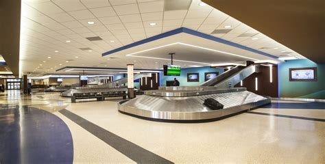 Sioux Falls Regional Airport. Connections can be made to over 200 domestic cities as well as many international destinations. Travel Easy. See our available parking options and parking rates at the Sioux Falls Regional Airport.