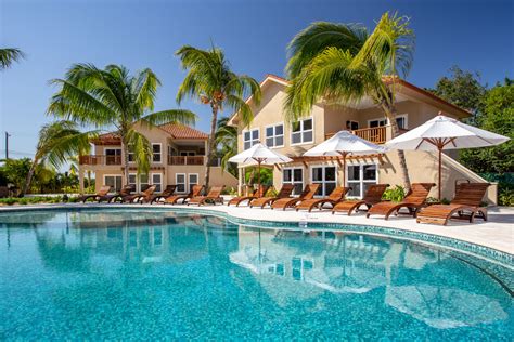 Book Sirenian Bay Resort & Villas, Belize/Placencia on Tripadvisor: See 410 traveller reviews, 743 photos, and cheap rates for Sirenian Bay Resort & Villas, ranked #1 of 22 hotels in Belize/Placencia and rated 5 of 5 at Tripadvisor..