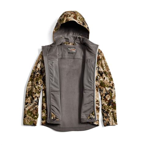 Sitka jacket.  EUC. 5&rdquo; Please let me know if you need anything else.  Sitka 600343...