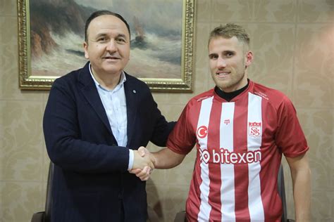 Sivasspor'dan Ajax çıkışlı sol kanat transferi- Son Dakika Spor Haberleri