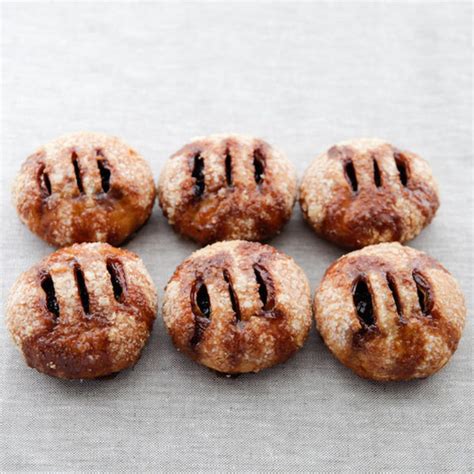 Six Eccles Cakes - Pump Street Chocolate