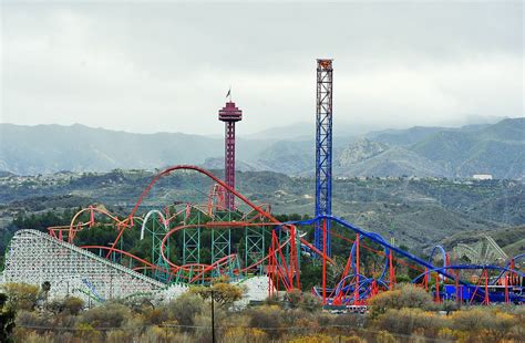 Six Flags Magic Mountain Packed animal protective league