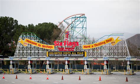 Six Flags Magic Mountain announces re-opening date for Hurricane Harbor, other summer events