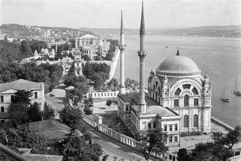 veodersti.rgarabwor.edu.pl. 