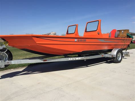 Here at SJX Jet Boats Inc., we are committed to providing you with the best product available. If for any reason you don’t receive what we promised you, we will make it right. SJX aluminum jet boats are built from the ground up. All structural hull welds are continuous solid welds. No spot welds are used.