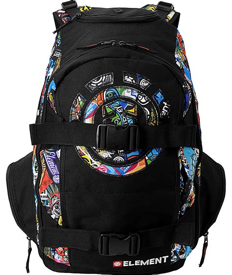 Skateboard backpack. Anti-odor technology added to the lining of the main compartment. Water bottle pocket made in stretchy mesh. Ergonomic shoulder straps. Waffle mesh back panel for comfort. Adjustable skate strap system. Removable shoe compartment with cinch closure. Dimensions: 19 x 12 x 6.5 inches. Capacity: 27 liters. Vans DX Skatepack. 