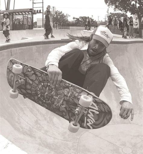 Skateboarding Legendary Tricks