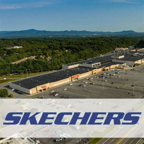 Skechers roanoke va. Skechers coming to Roanoke County’s Tanglewood Mall. It will open up next to Burlington in early fall. Skechers is coming to Tanglewood (WSLS / Business Wire) ROANOKE, Va. – This fall,... 