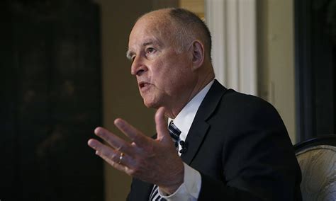 Skelton: California leaders need the guts to fix state’s money woes