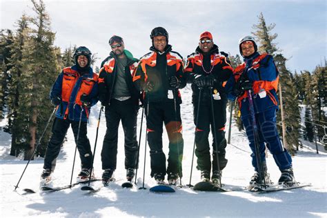 Ski club. Santa Clara University’s Ski Club We’re a group of passionate skiers and boarders who want to get out and enjoy the fantastic snow of Northern California. SCU Ski & Board. About Leadership Pass Discounts 