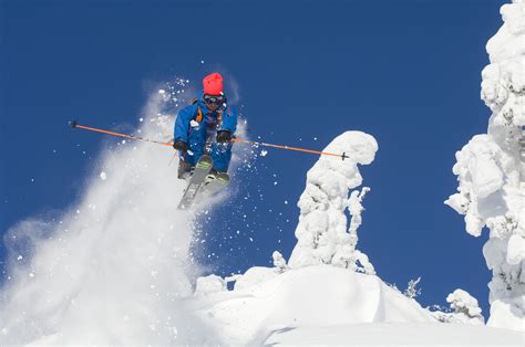 Ski country sports. Ski Country Resorts offers quality Breckenridge lodging at affordable rates. Better yet, all of our vacation rentals come with a Ski Country Resorts Management 