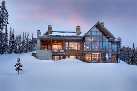 Ski house. This modern ski house escape designed by Locati Architects is located in the Yellowstone Club, a private community in Big Sky, Montana. The … 