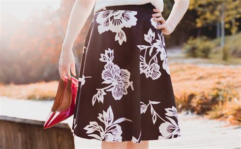 Skirt Dream Interpretation: Discovering the Meaning of Skirt