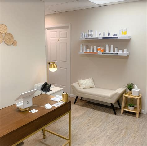 Skn montclair. Esthetician at SKN Montclair Ringwood, NJ. Jennifer Norato New Jersey Chapter President at The Alexander Hamilton Awareness Soceity (The AHA Society) Butler, NJ. Show more ... 